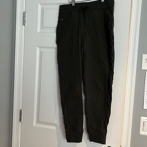 Athleta Headlands Hybrid Trek Jogger